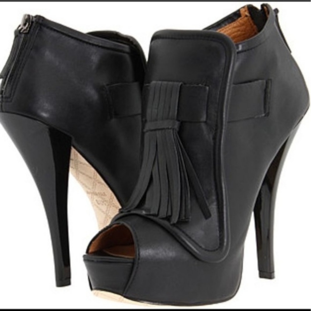 L.A.M.B. by Gwen Stefani Nathan Booties